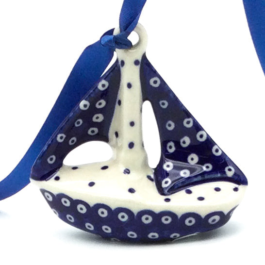 Sailboat-Ornament in Blue Elegance