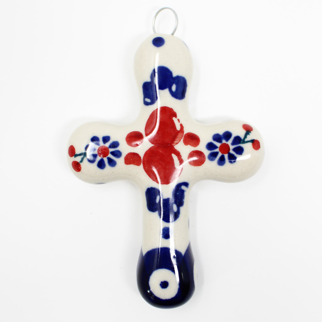 Cross-Ornament in Traditional Cherries